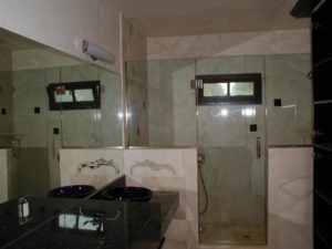 1_Shower and mirrorHEAD